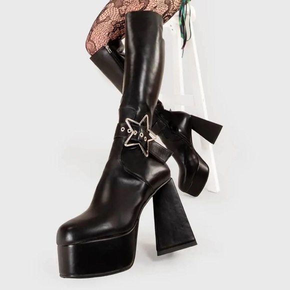 SOLD - Picture 1 of 8